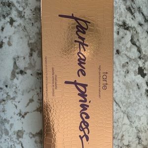 Tarte chisel palette